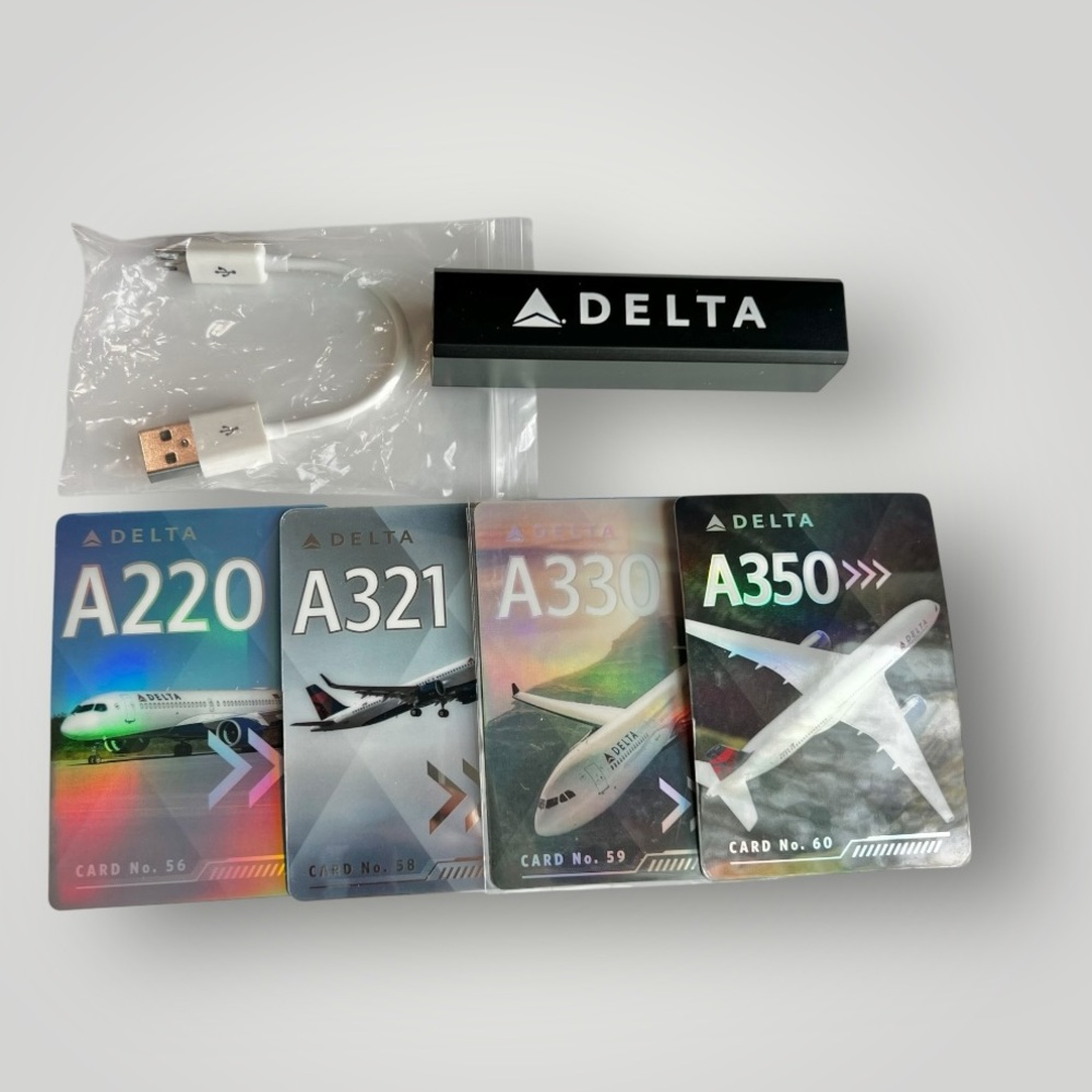Delta Air Lines Slim Portable Charger Power Bank Black W/ 4 Airbus Cards New